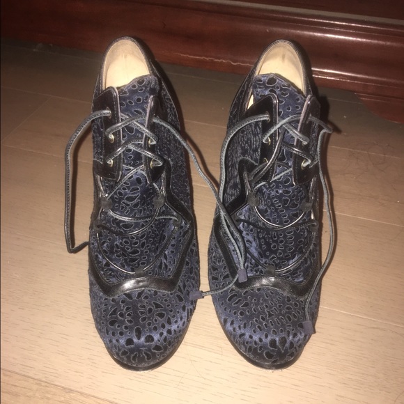 Nicholas Kirkwood Satin Heels - Picture 2 of 4